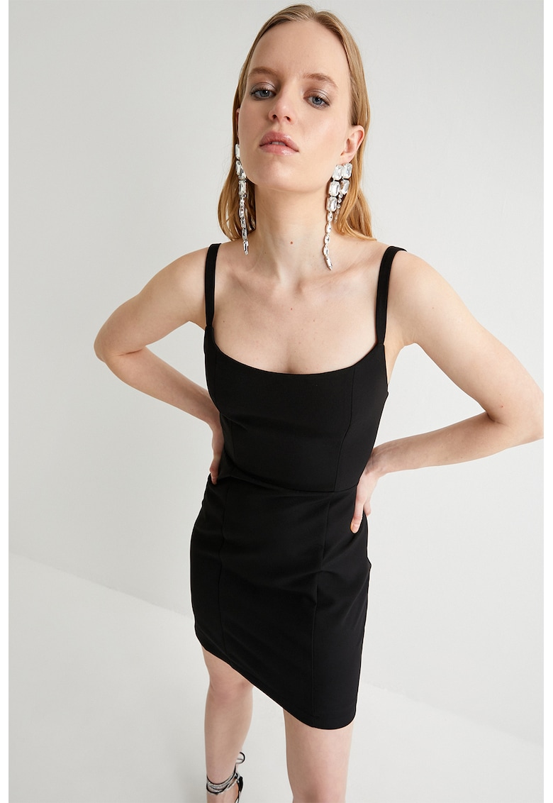 Rochie scurta cu bretele