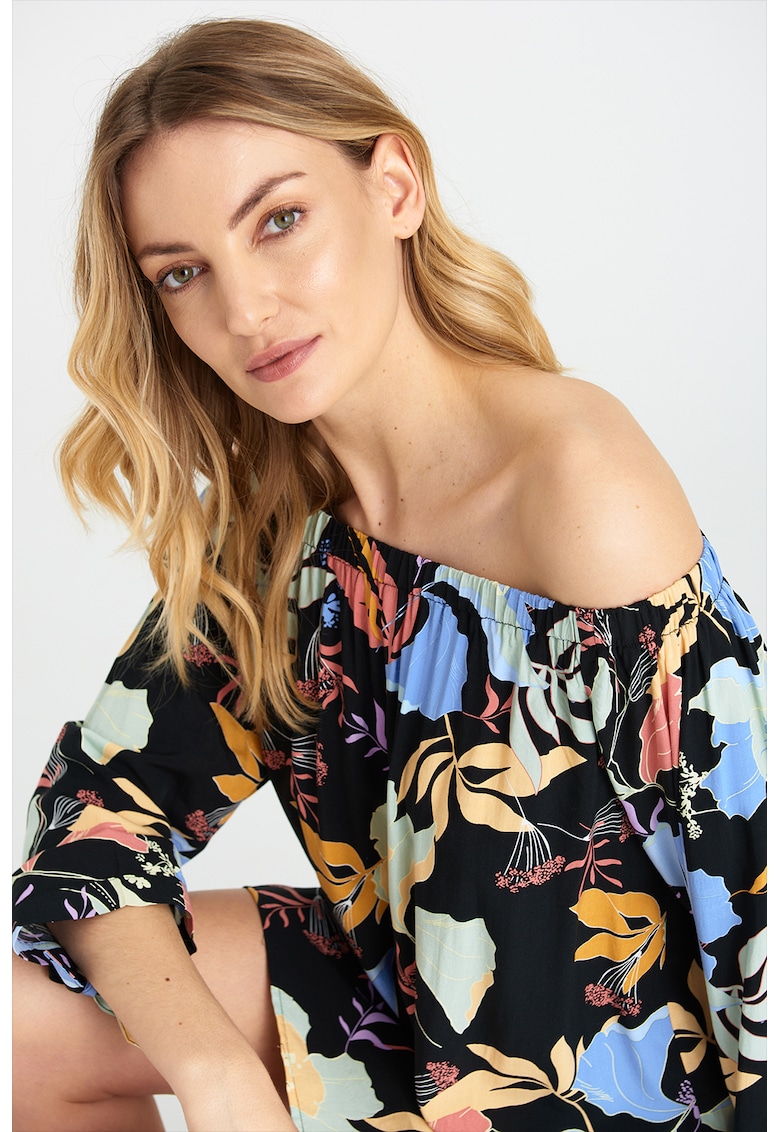 Rochie scurta cu decolteu elastic pe umeri