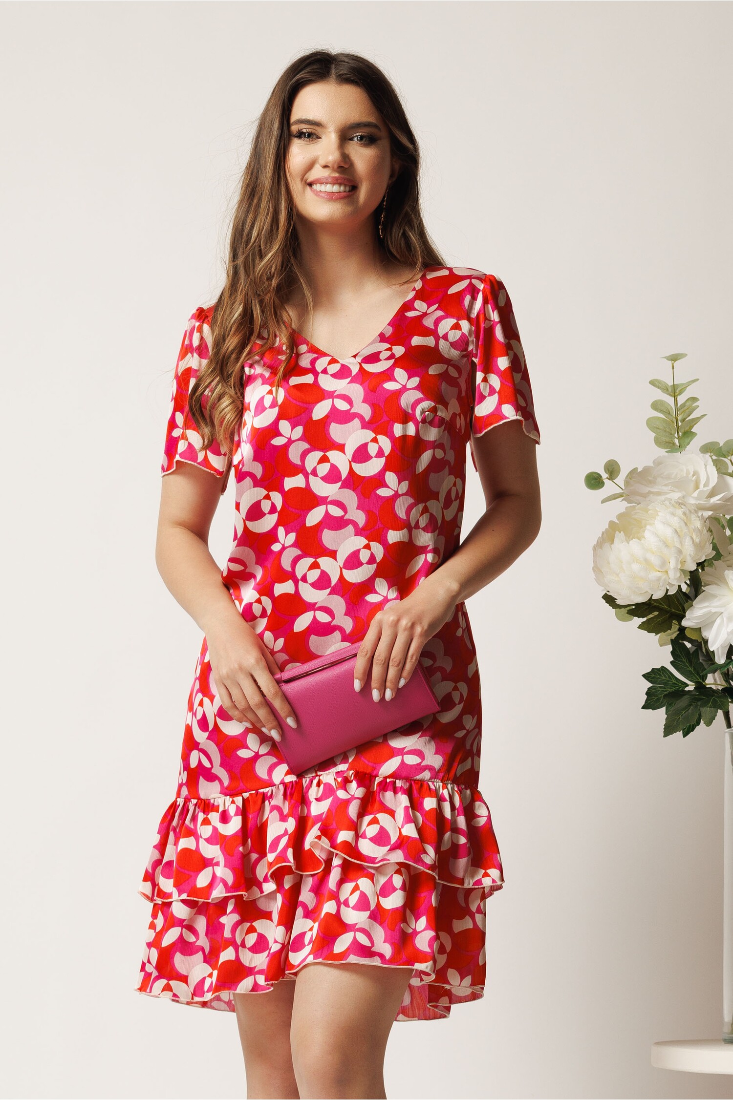 Rochie scurta fucsia din voal lejera cu print rosu si volane la baza- Moze