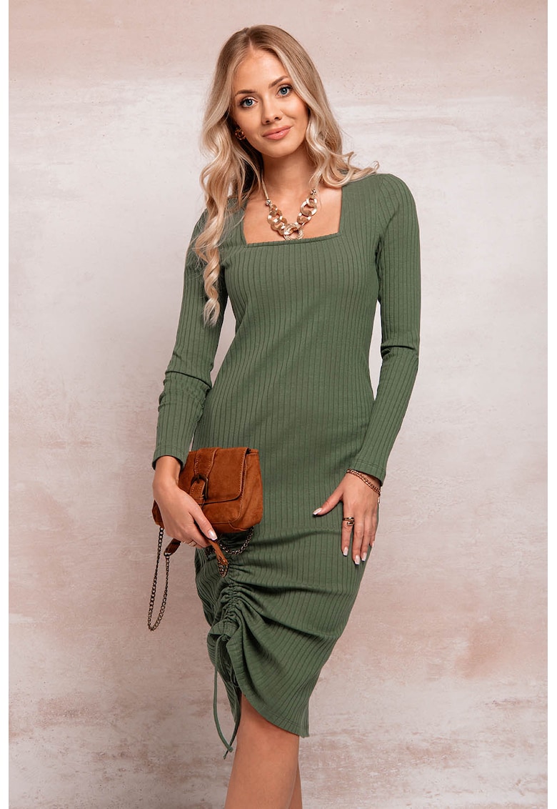 Rochie striata cu decolteu patrat