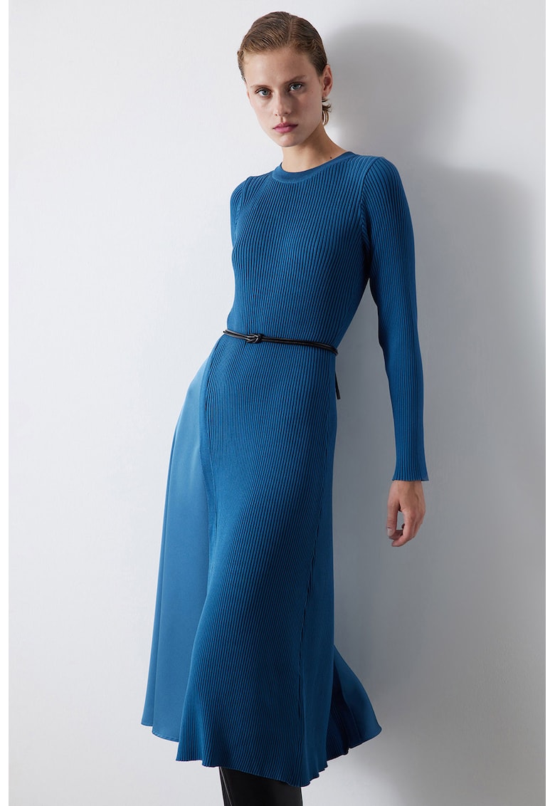 Rochie striata cu maneci lungi