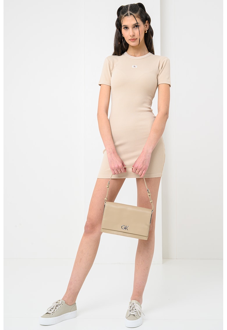Rochie-tricou cambrata
