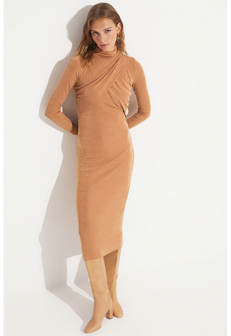 Rochie uni cu maneci lungi