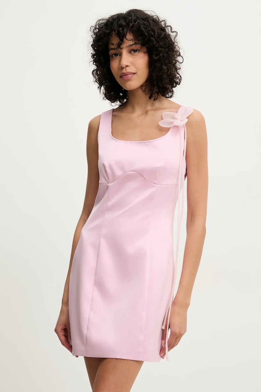 Rotate rochie culoarea roz