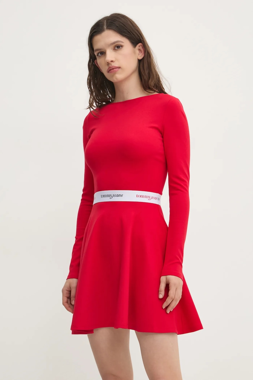 Tommy Jeans rochie culoarea rosu