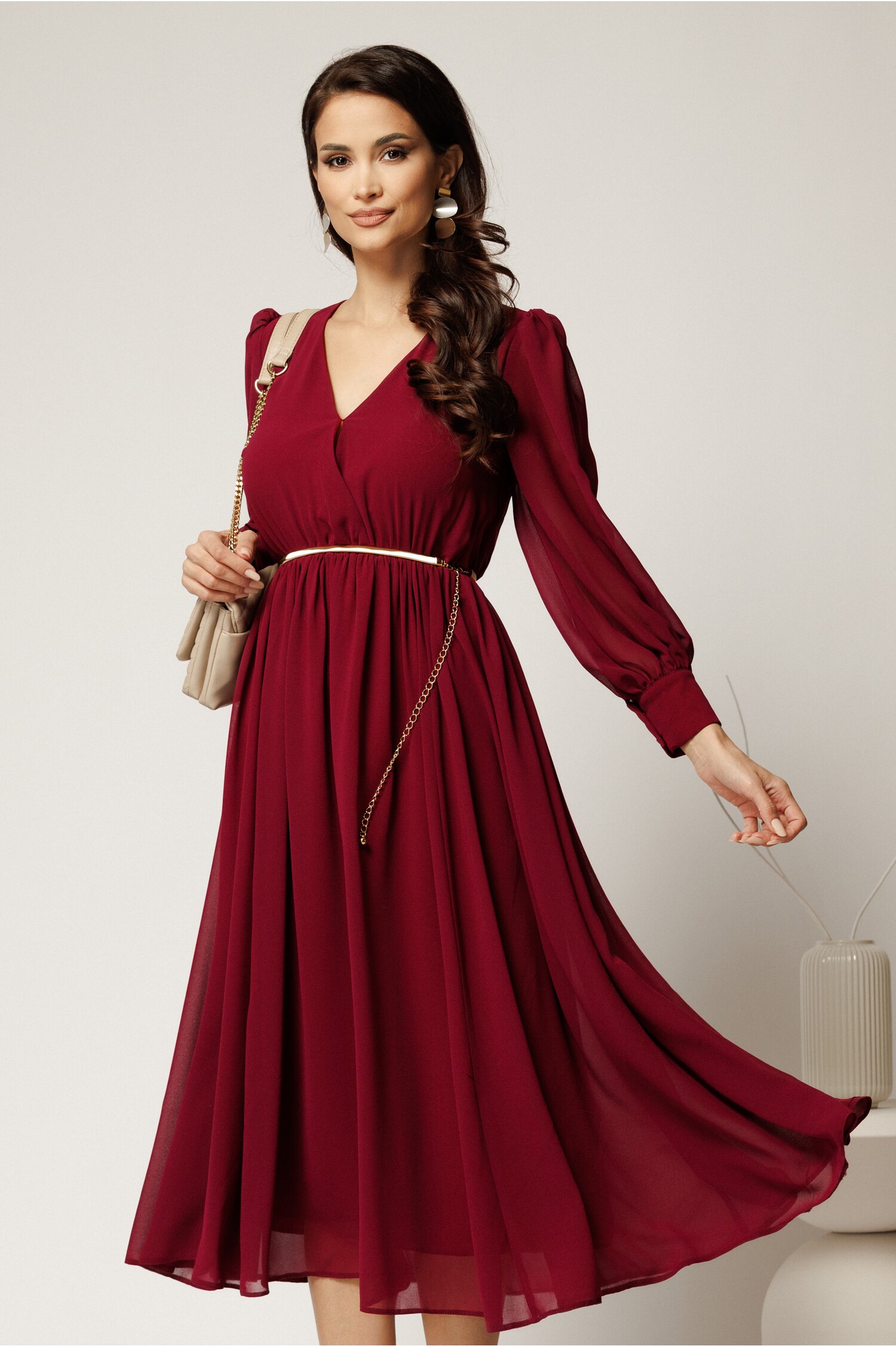 Rochie DY Fashion bordo din voal cu decolteu petrecut si curea in taIie