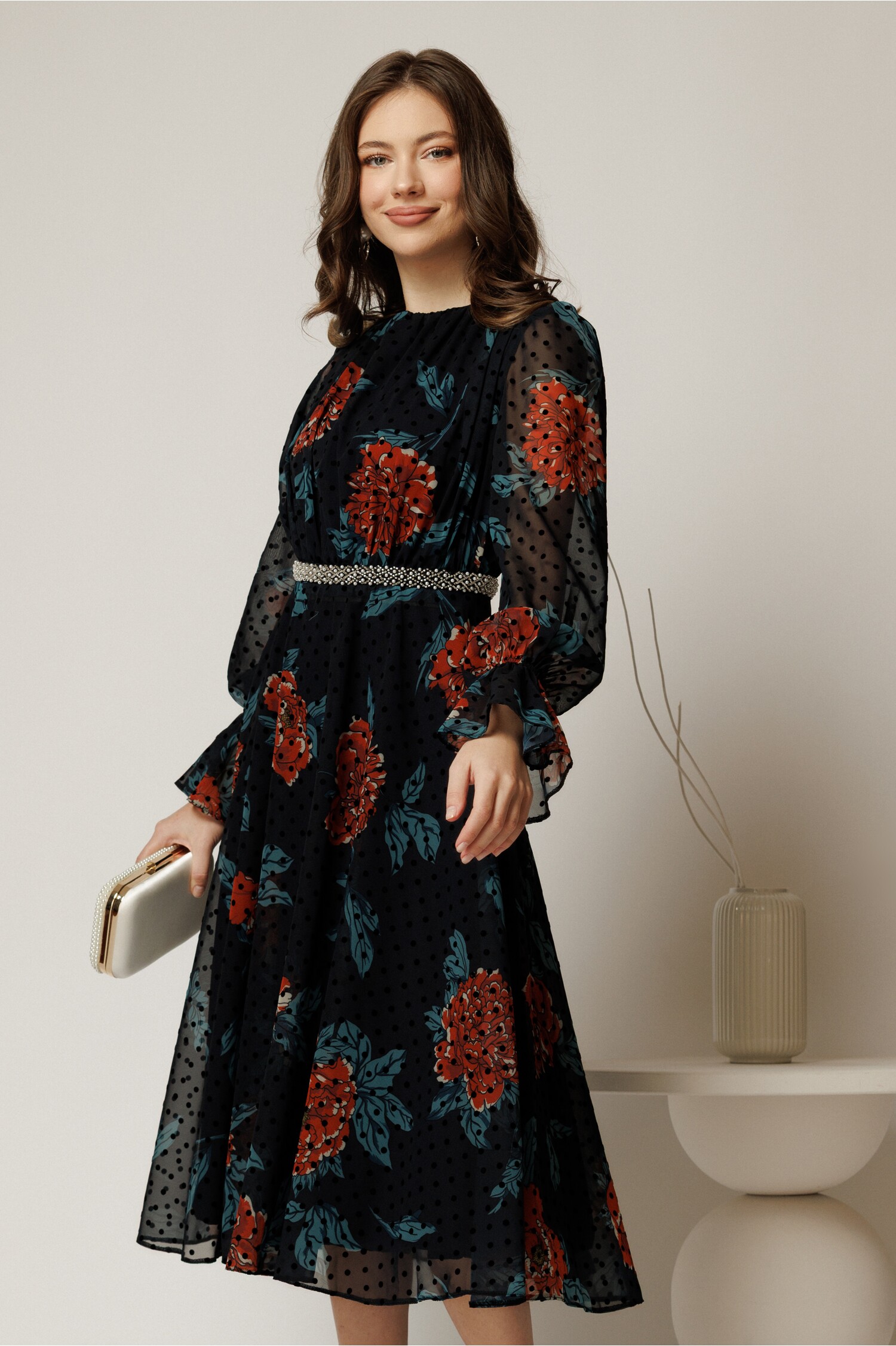 Rochie DY Fashion midi bleumarin din voal cu buline de catifea in clos cu perle in talie