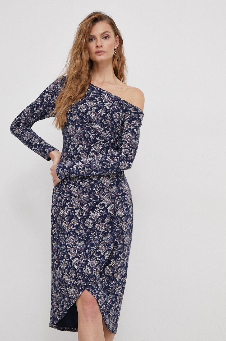 Lauren Ralph rochie
