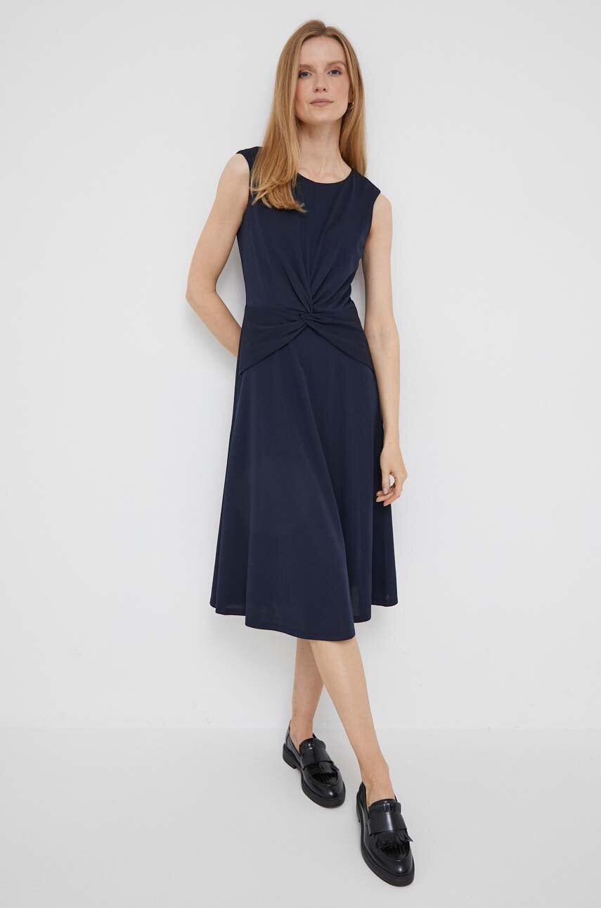 Lauren Ralph rochie