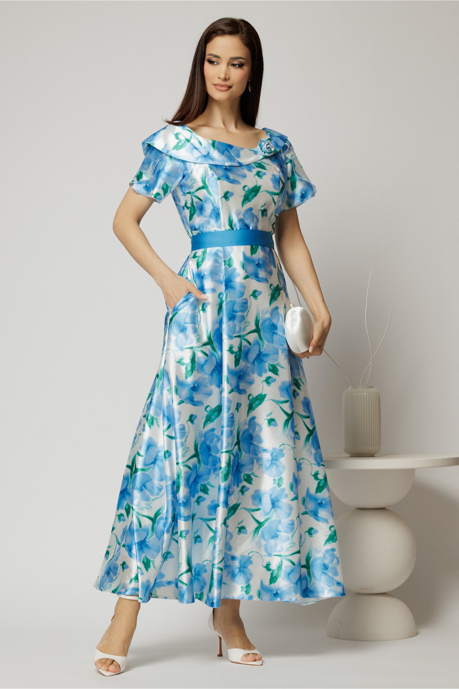 Rochie lunga de ocazie ivoar cu imprimeuri bleu