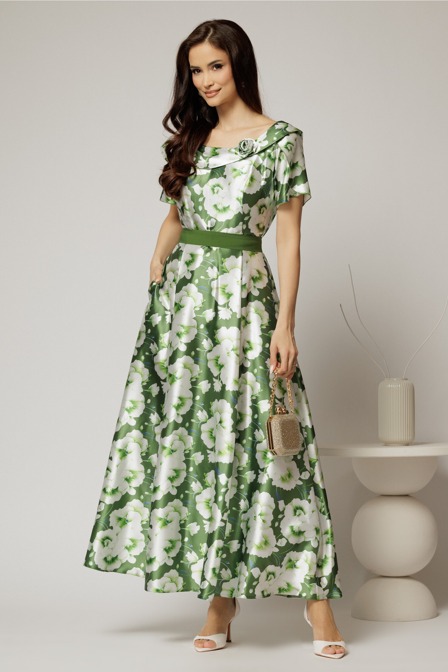 Rochie lunga de ocazie ivoar cu imprimeuri verde crud