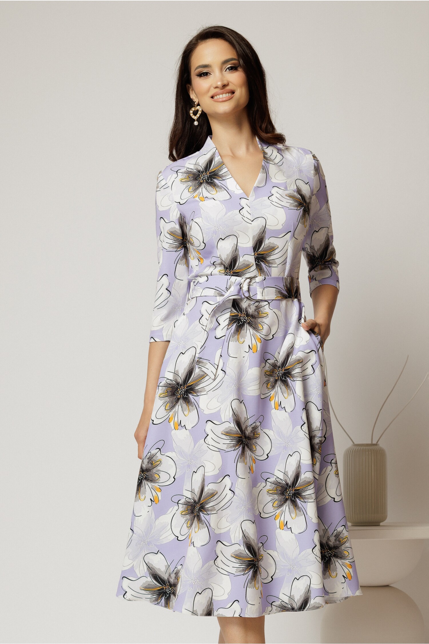 Rochie midi de zi lila cu imprimeuri ivoar cu buzunare