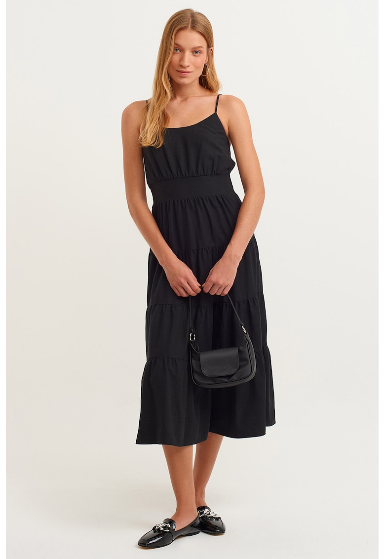 Rochie midi stratificata cu croiala in A - Negru