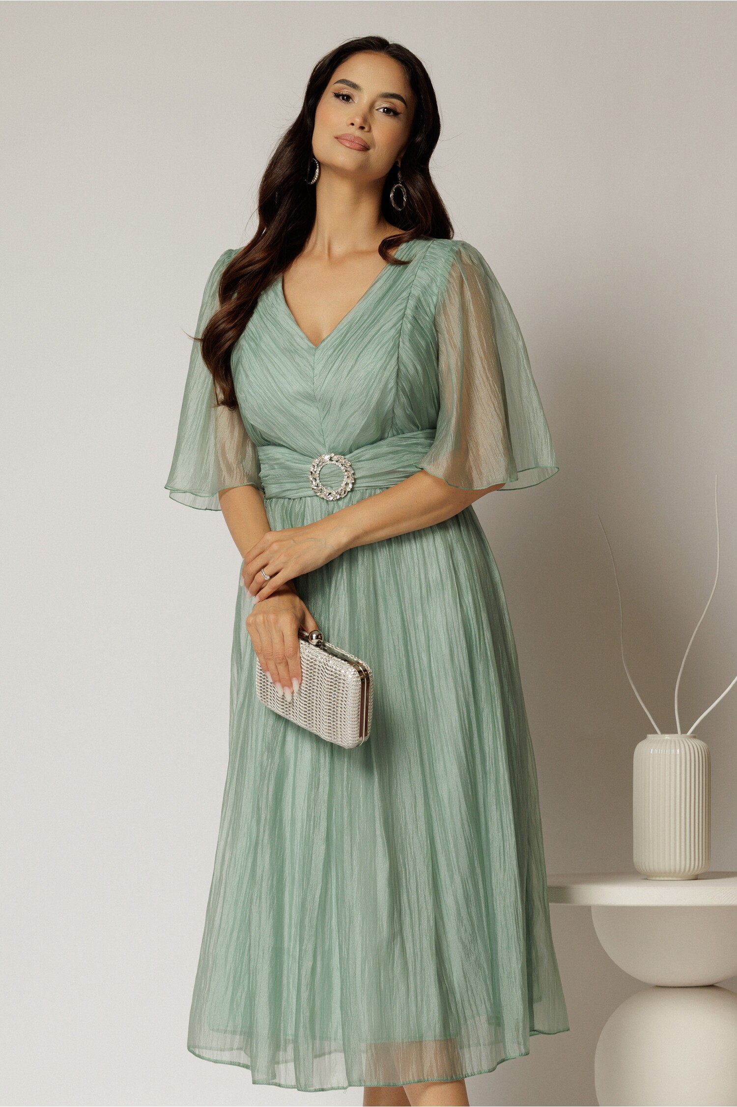 Rochie midi verde menta de ocazie din matase sintetica creponata