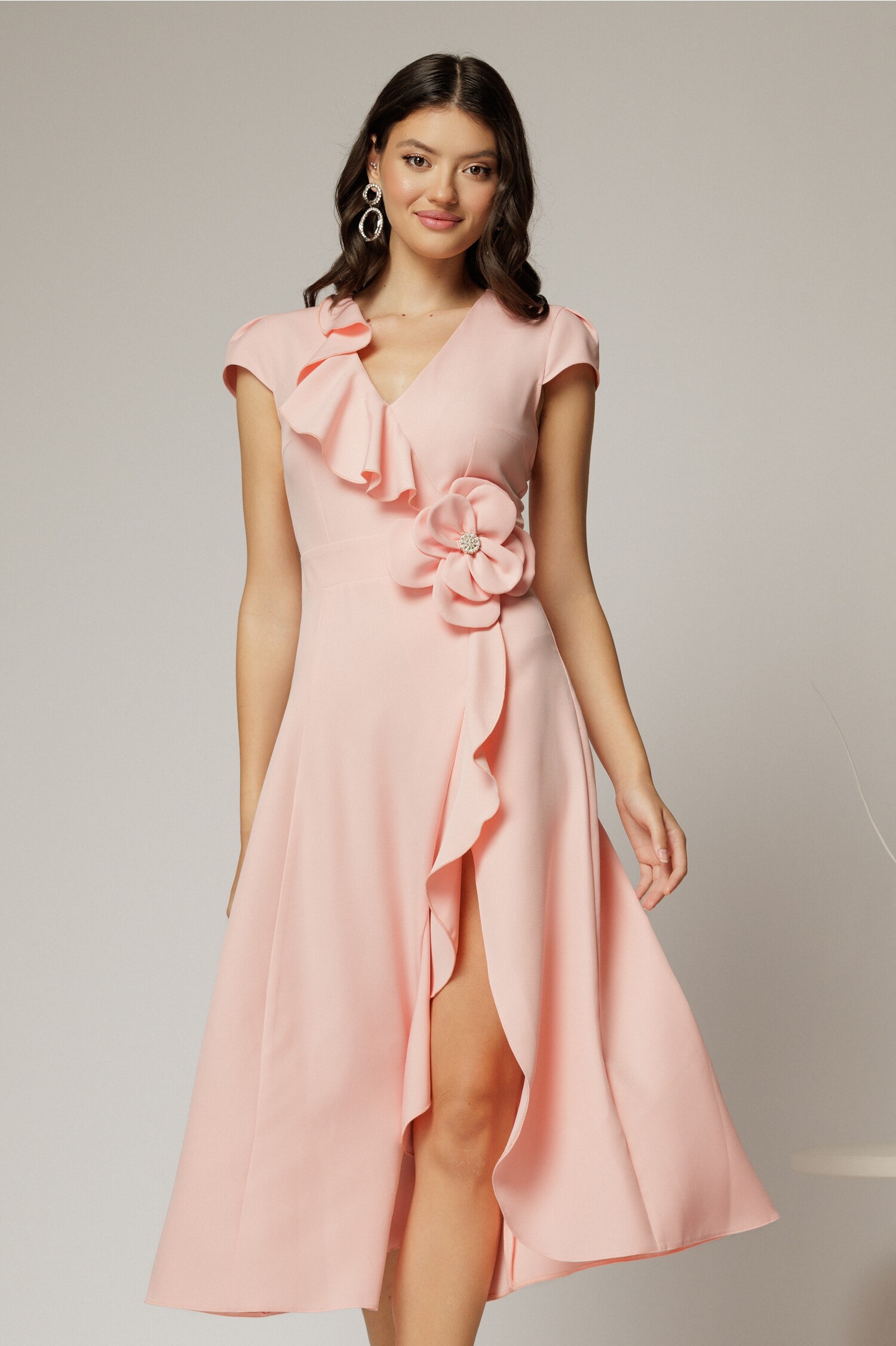 Rochie DY Fashion roz midi cu volanas pe fusta si detaliu amplu foral